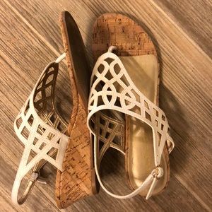 Ladies sandal with small wedge, size 8.5